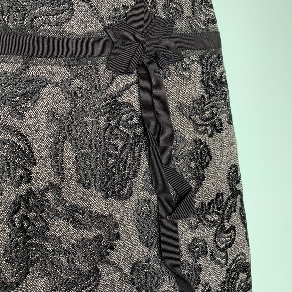 Ann Taylor Gray Wool Blend Textured Pencil Skirt - Picture 7 of 8